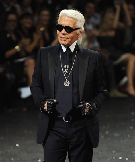 chanel designer karl lagerfeld dies aged 85|karl lagerfeld chanel collection.